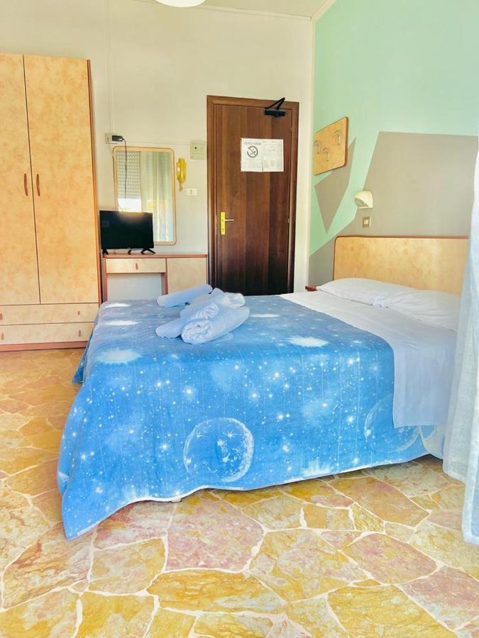 Hotel Ariosto Rimini Zewnętrze zdjęcie