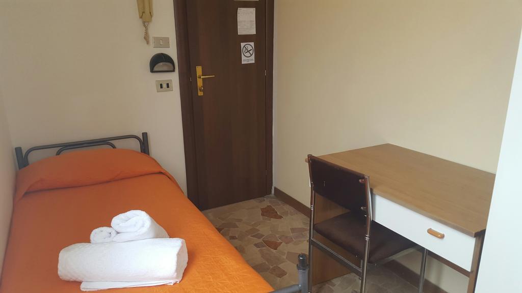 Hotel Ariosto Rimini Zewnętrze zdjęcie